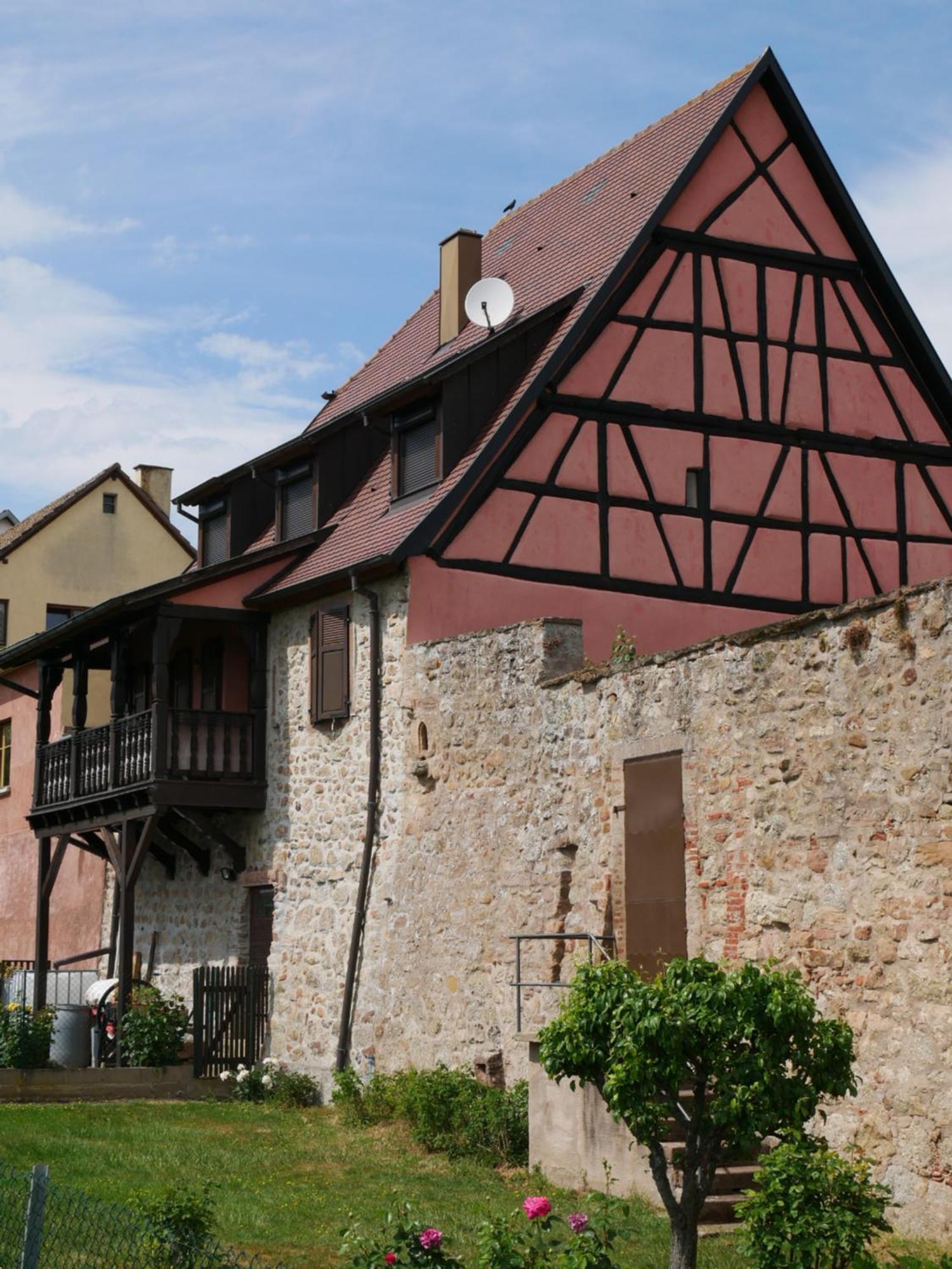 Appartements - La Cour St Fulrad Saint-Hippolyte  Exterior photo